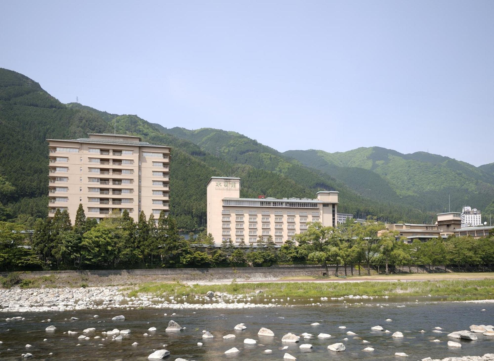 Suimeikan Gero Luaran gambar View of the town