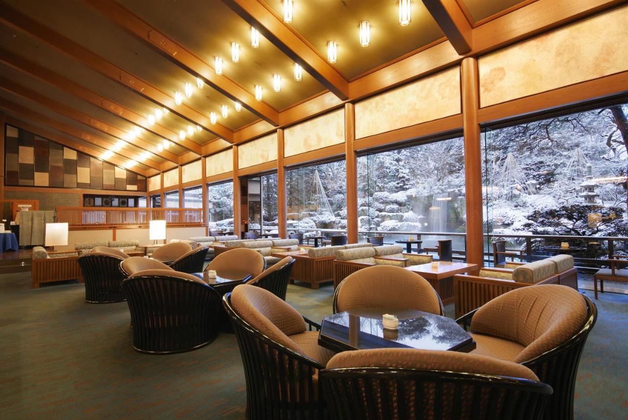 Suimeikan Gero Luaran gambar The interior of the lounge