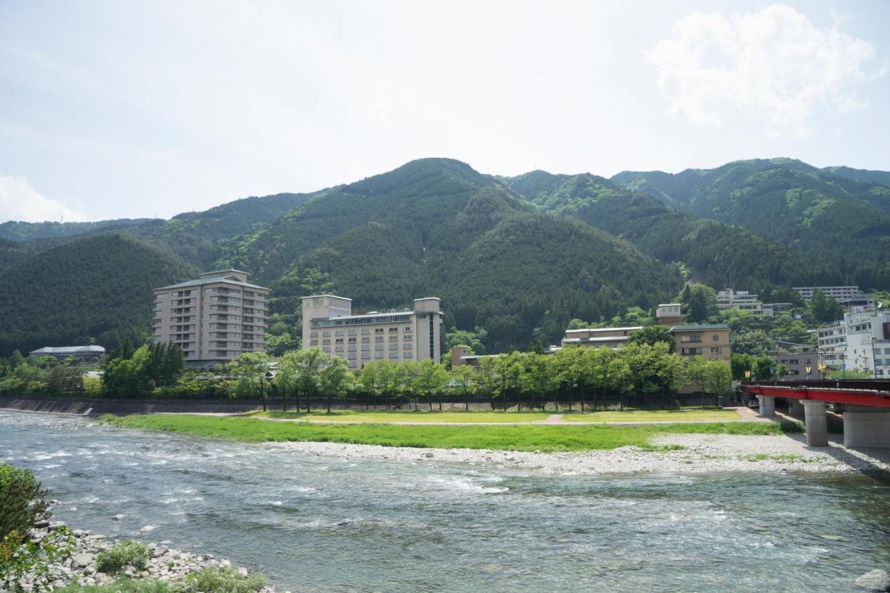 Suimeikan Gero Luaran gambar View of the town
